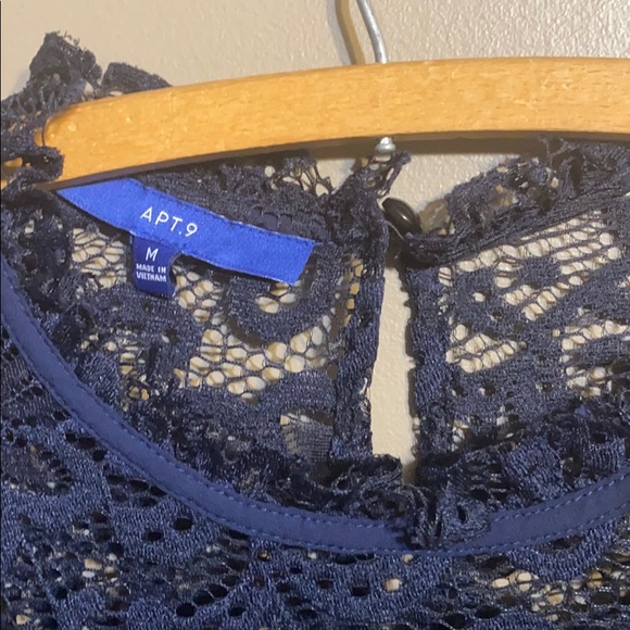 Apt. 9 Navy Blue Formal Sleeveless Lacey Blouse M - Picture 2 of 7